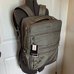 Baggallini Modern Convertible Travel Backpack - brand new with tags - great gift